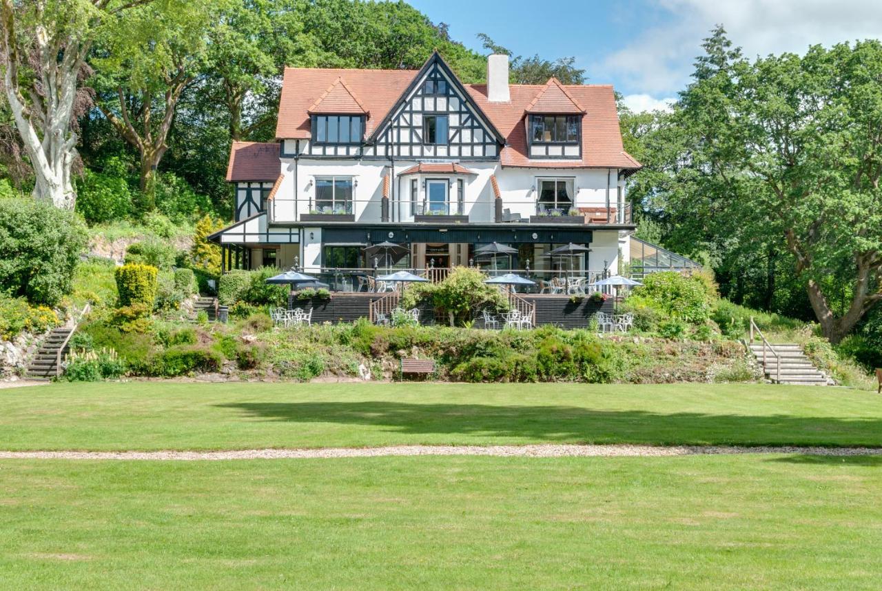 Craig-Y-Dderwen Riverside Hotel ベトウス・ア・コーエド エクステリア 写真